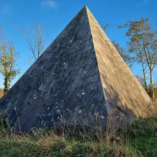 County Offaly - Kinnitty Pyramid