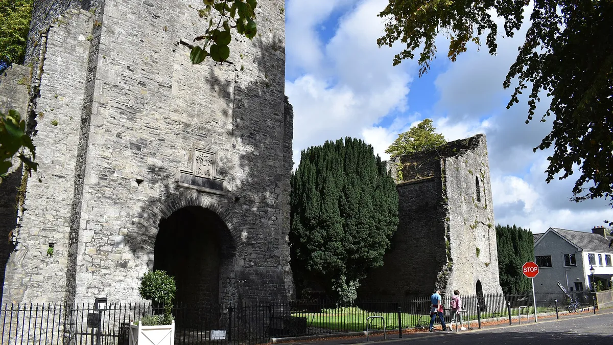 Maynooth - Maynooth Castle