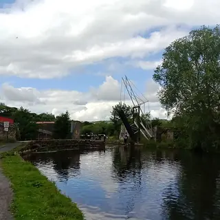 The lock and lifting bridge on the Barrow navigation at Bagenalstown