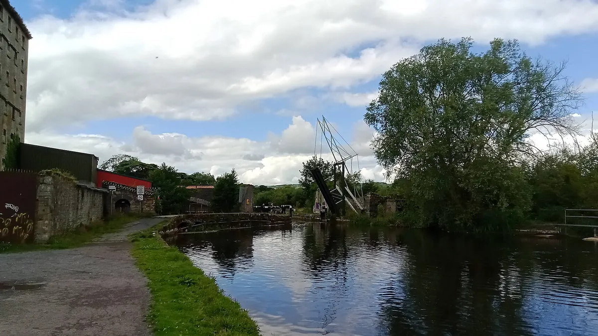 The lock and lifting bridge on the Barrow navigation at Bagenalstown