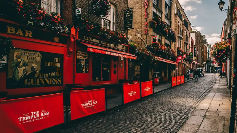 A cobbled street of pubs in Temple Bar