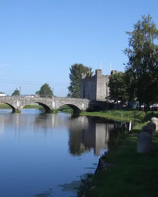 Duke Street Bridge over the River Barrow at Athy, with the castle tower behind