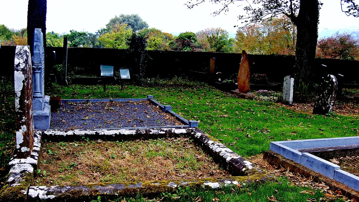 Yeats's grave and the graveyard beside the church at Drumcliffe